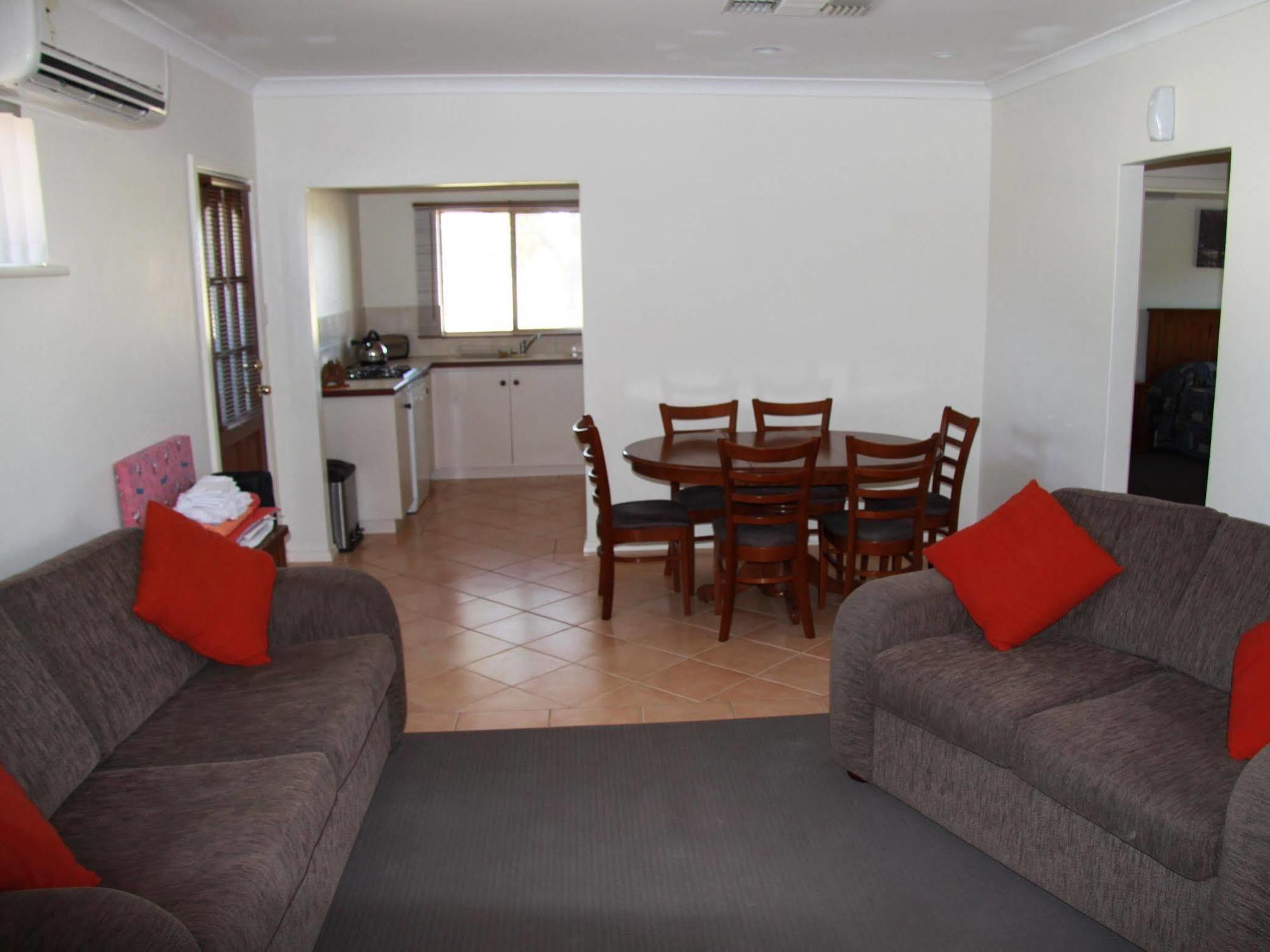 Coranda Lodge Armadale Экстерьер фото