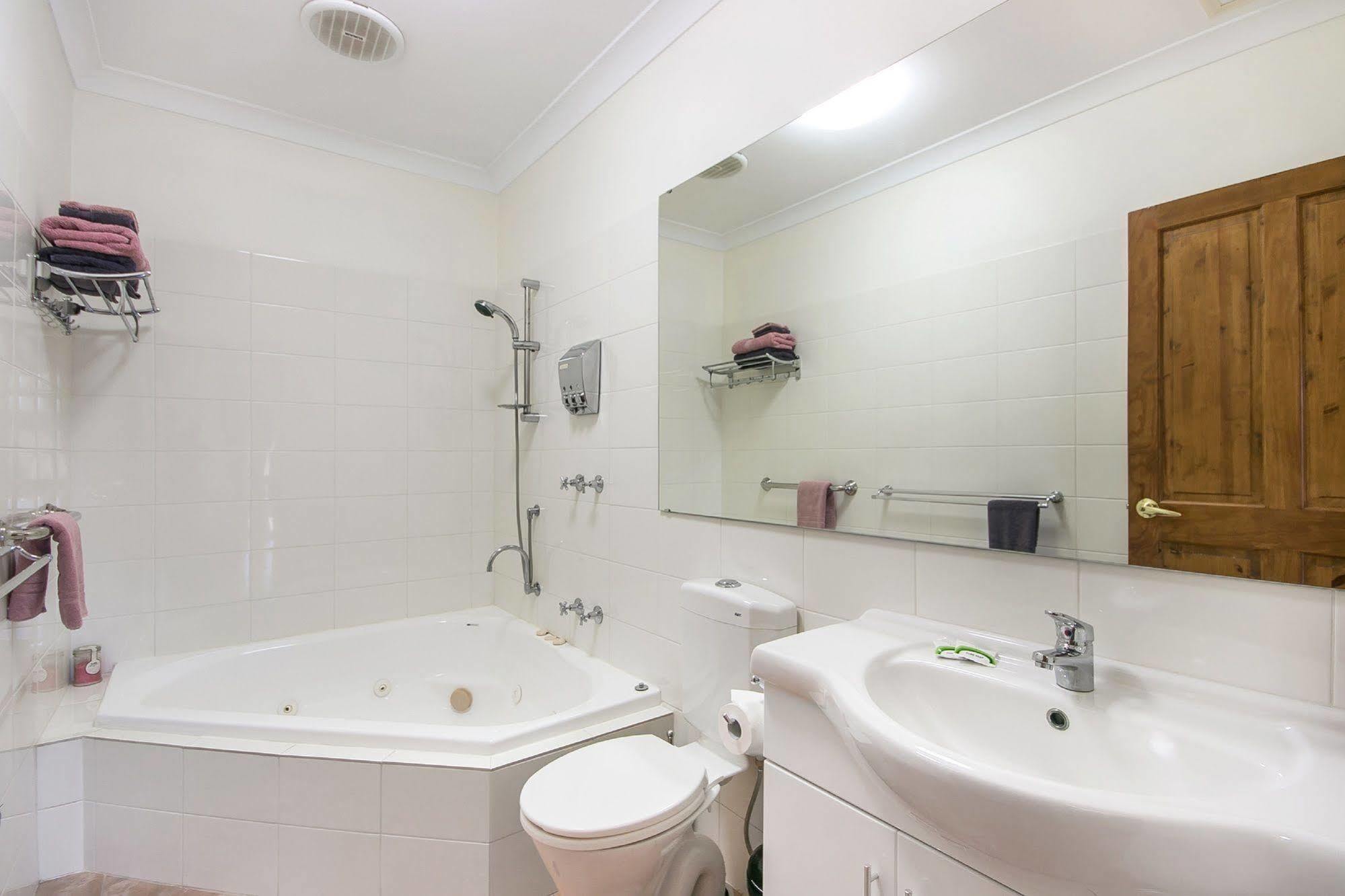 Coranda Lodge Armadale Экстерьер фото